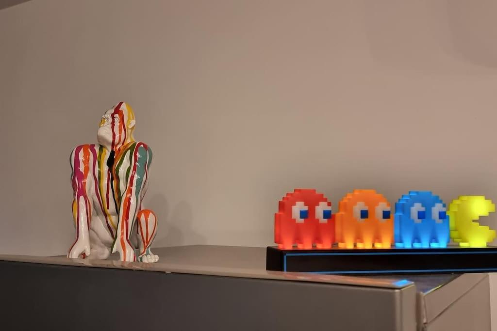 Belle Maison Climatisee Renovee Pac-Man Entre Collegues, Amis, Famille - Barbecue - Netflix - Prime - Baby Foot 50Cts Saint-Seurin-sur-l'Isle Exterior foto